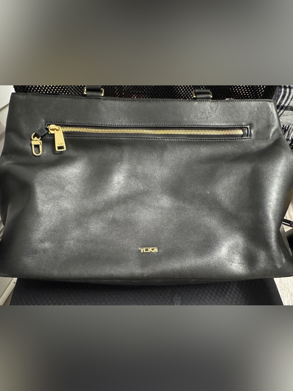 TUMI Voyageur Sidney Business Tote 135497-1041 Black Leather Gold Hardware